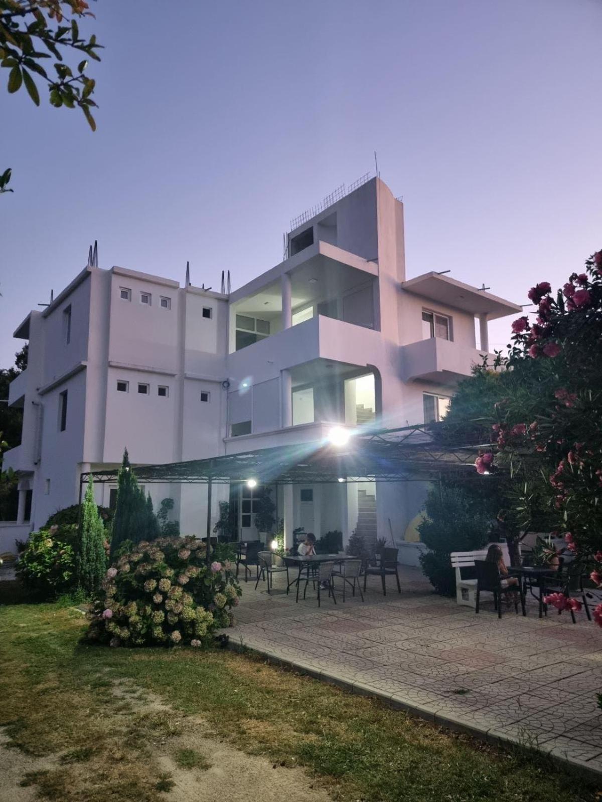 Casa Gazi Hotel Ulcinj Buitenkant foto
